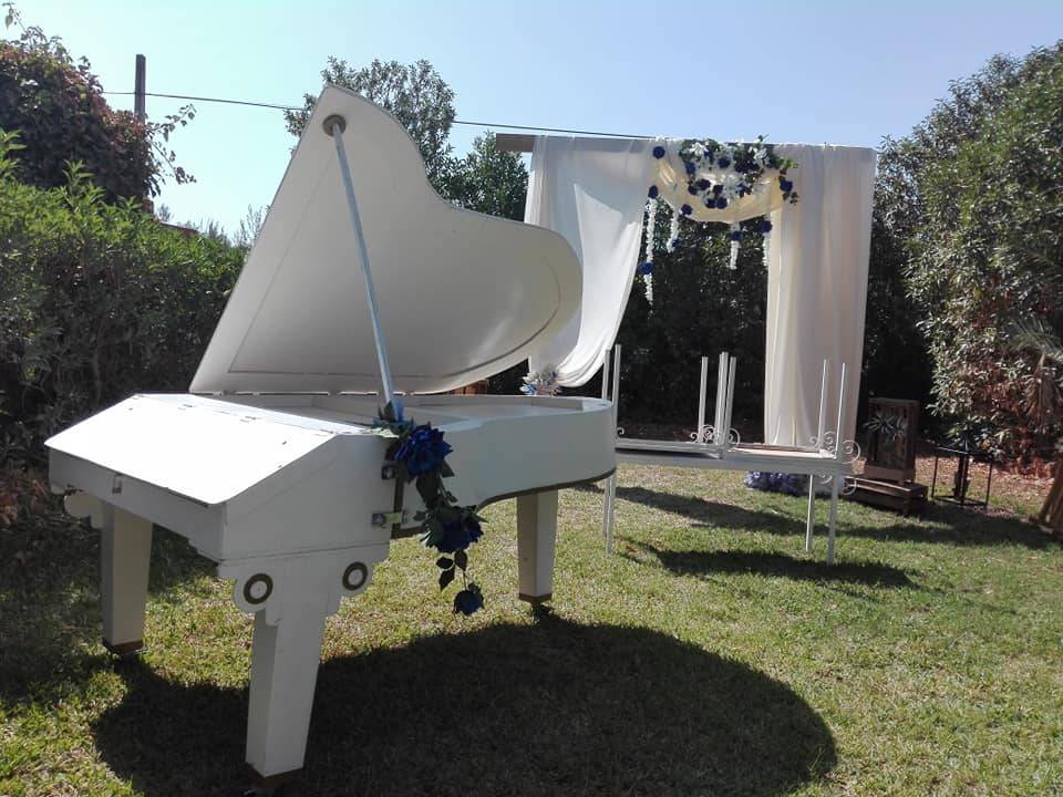 ceremonia civil con piano de cola