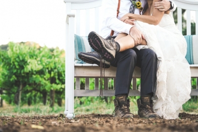 Un hombre se viste por los pies...también para su boda