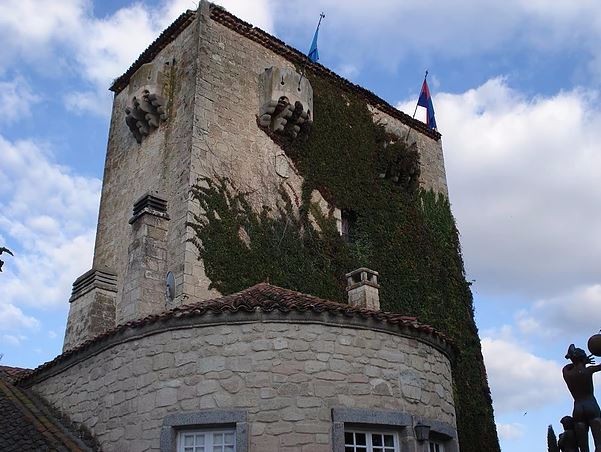 Castillo De Sanguino